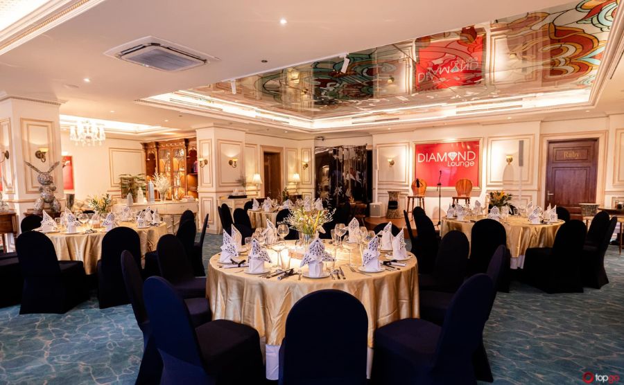 đặt tiệc Diamond Lounge