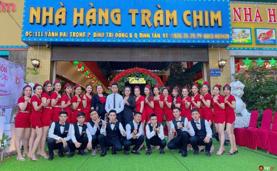 Khám phá không gian rộng rãi và sang trọng của Nhà hàng Tràm Chim Bình Tân