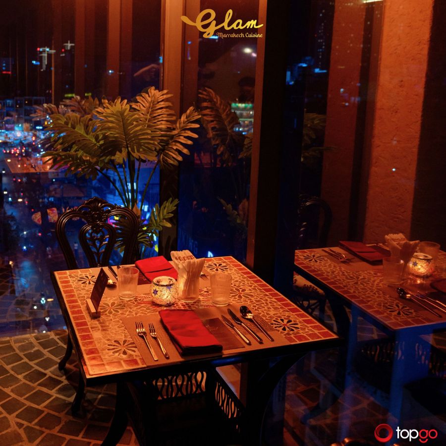 View Sài Gòn từ trên cao tại nhà hàng GLAMISQUE - Fusion Dining