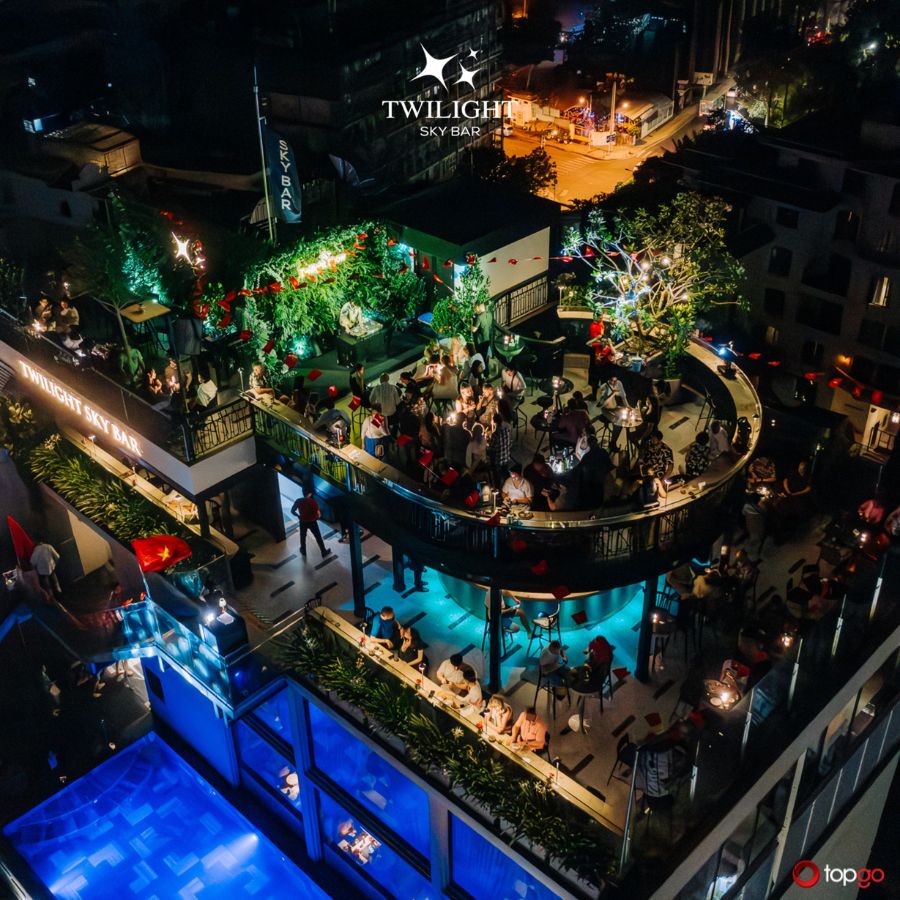 Twilight Sky Bar - Không gian rooftop đỉnh cao giữa lòng Sài Gòn